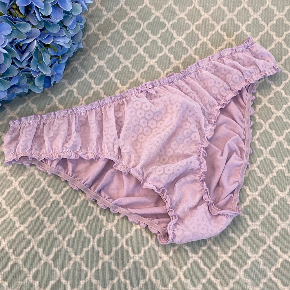 Vintage Victoria’s Secret Cotton Blend Low Rise Bloomer Bikini Lavender L